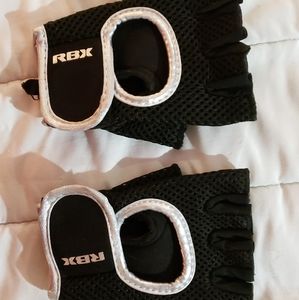 RBX workout gloves